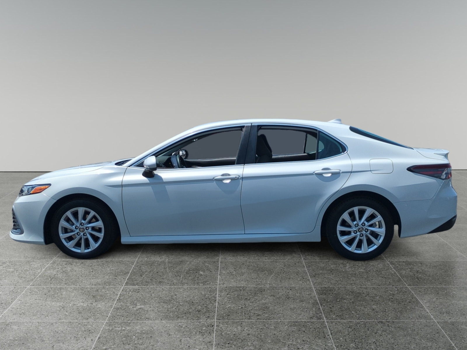 Used 2022 Toyota Camry LE with VIN 4T1C11AK2NU063290 for sale in San Bernardino, CA