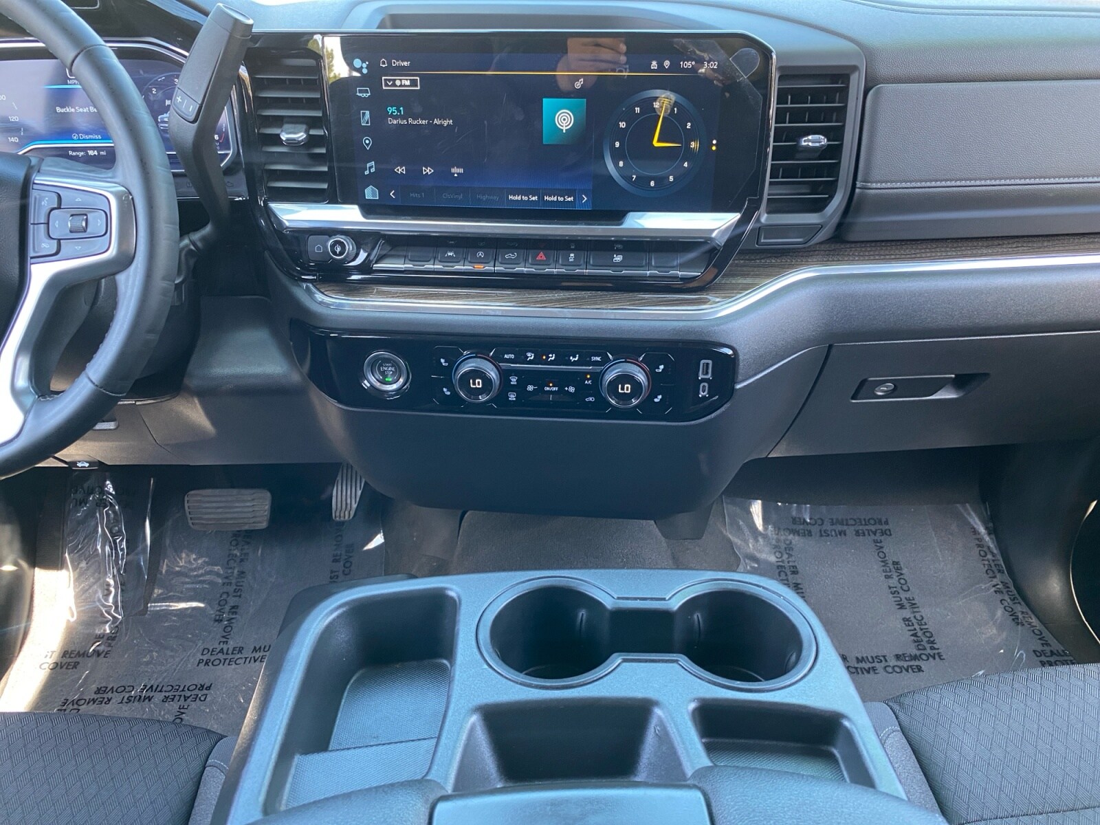 2023 Chevrolet Silverado 1500 LT - Photo 11