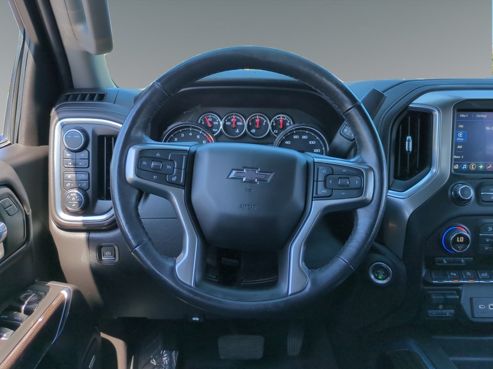 2021 Chevrolet Silverado 1500 RST - Photo 12