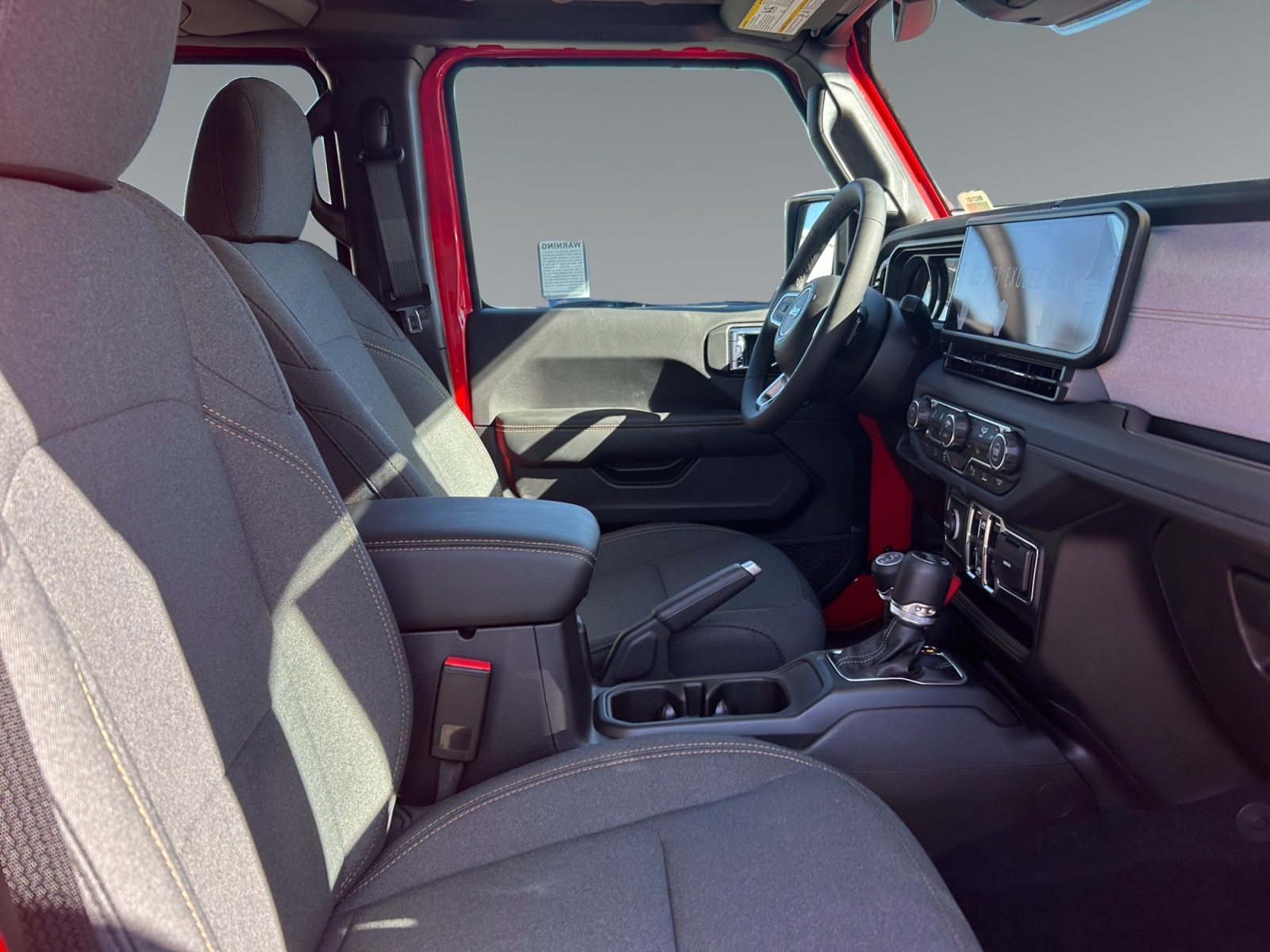 2026 Jeep Wrangler 4-Door Sahara - Photo 15