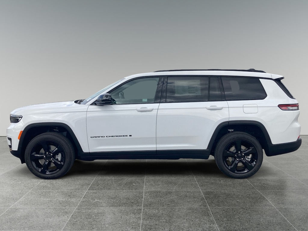 New 2025 Jeep Grand Cherokee L Laredo Sport Utility