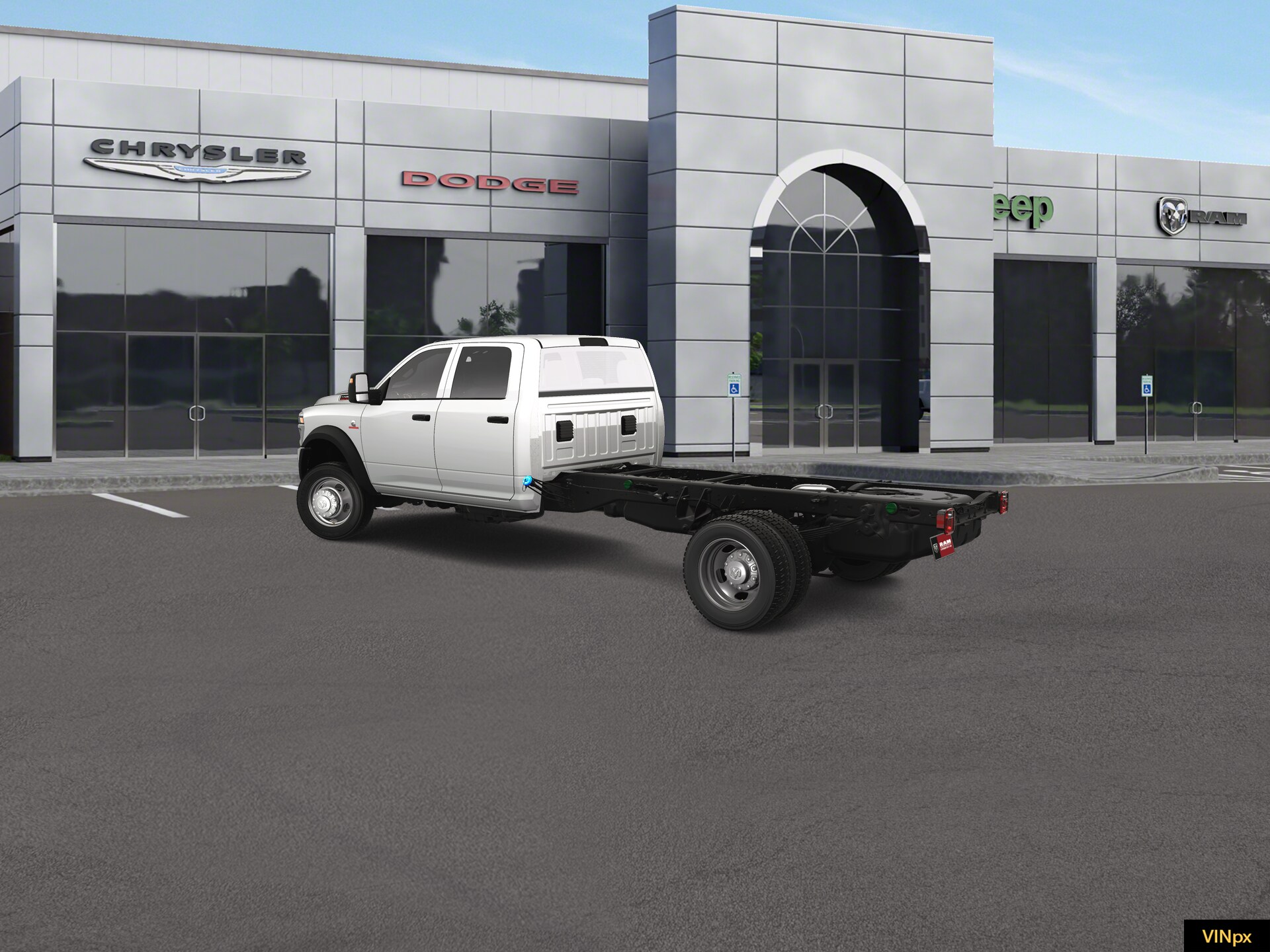 2025 Ram 5500 Tradesman photo 4