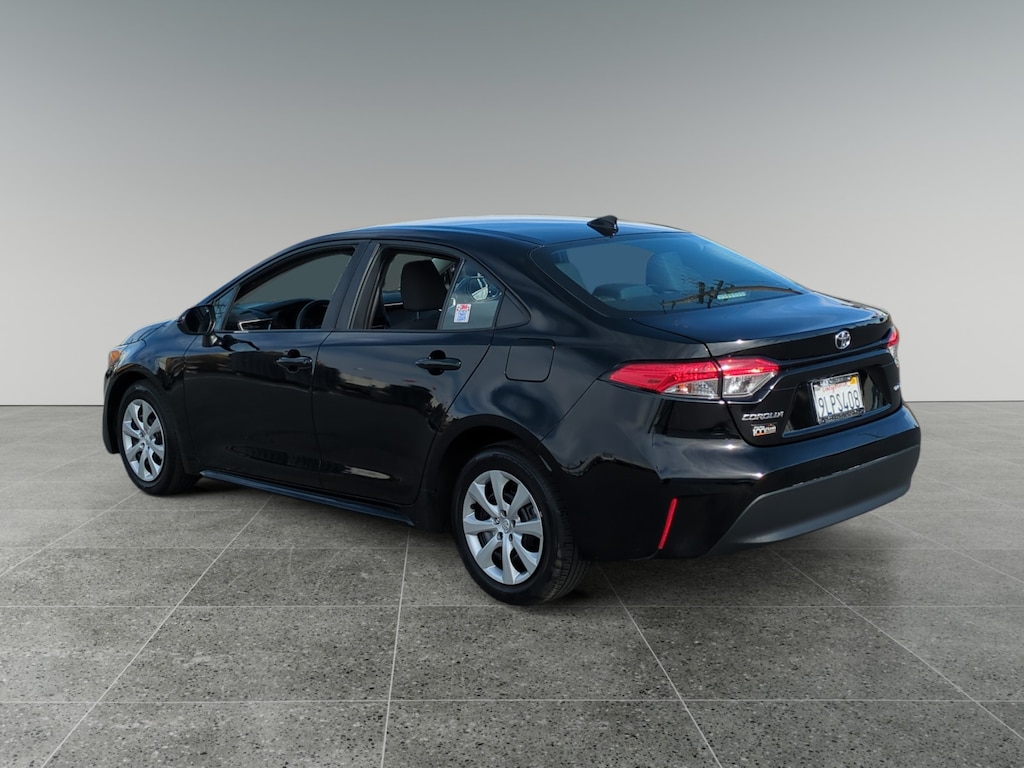 Used 2024 Toyota Corolla LE Sedan