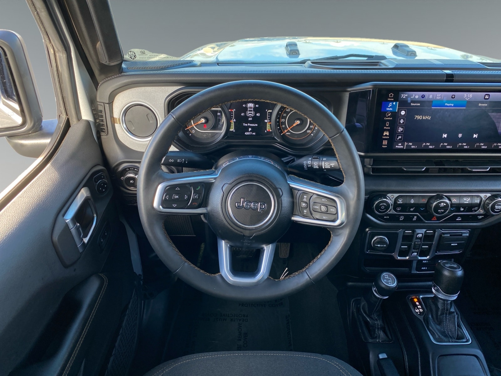 2024 Jeep Wrangler 4-Door Sahara - Photo 12