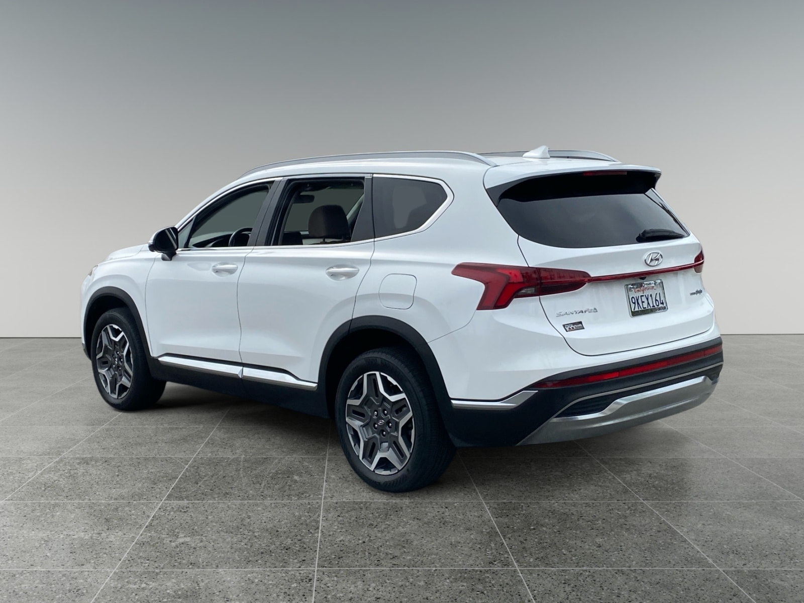 2023 Hyundai Santa Fe Plug-In Hybrid Limited photo 3