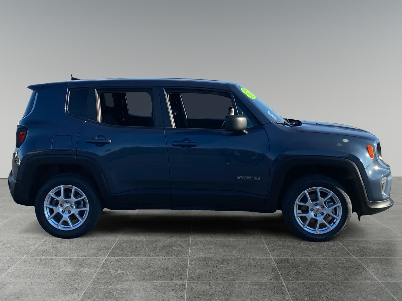 2023 Jeep Renegade Latitude photo 6