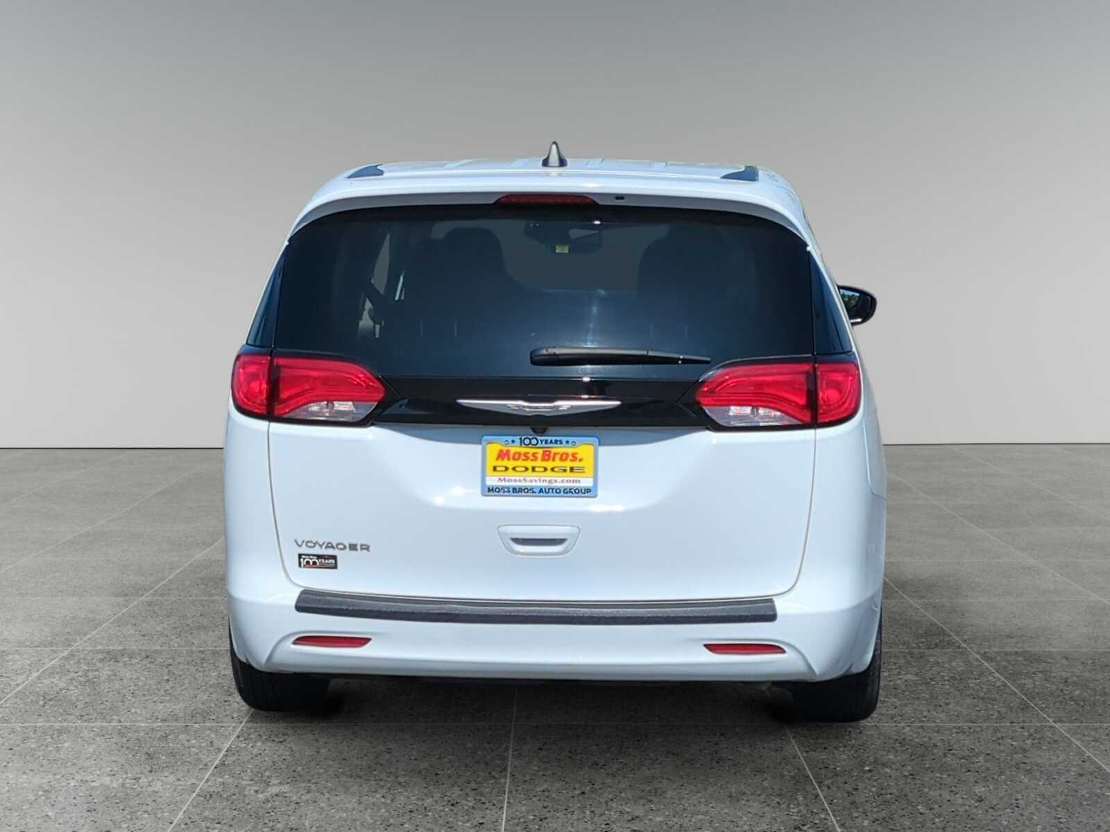 2024 Chrysler Voyager LX photo 4