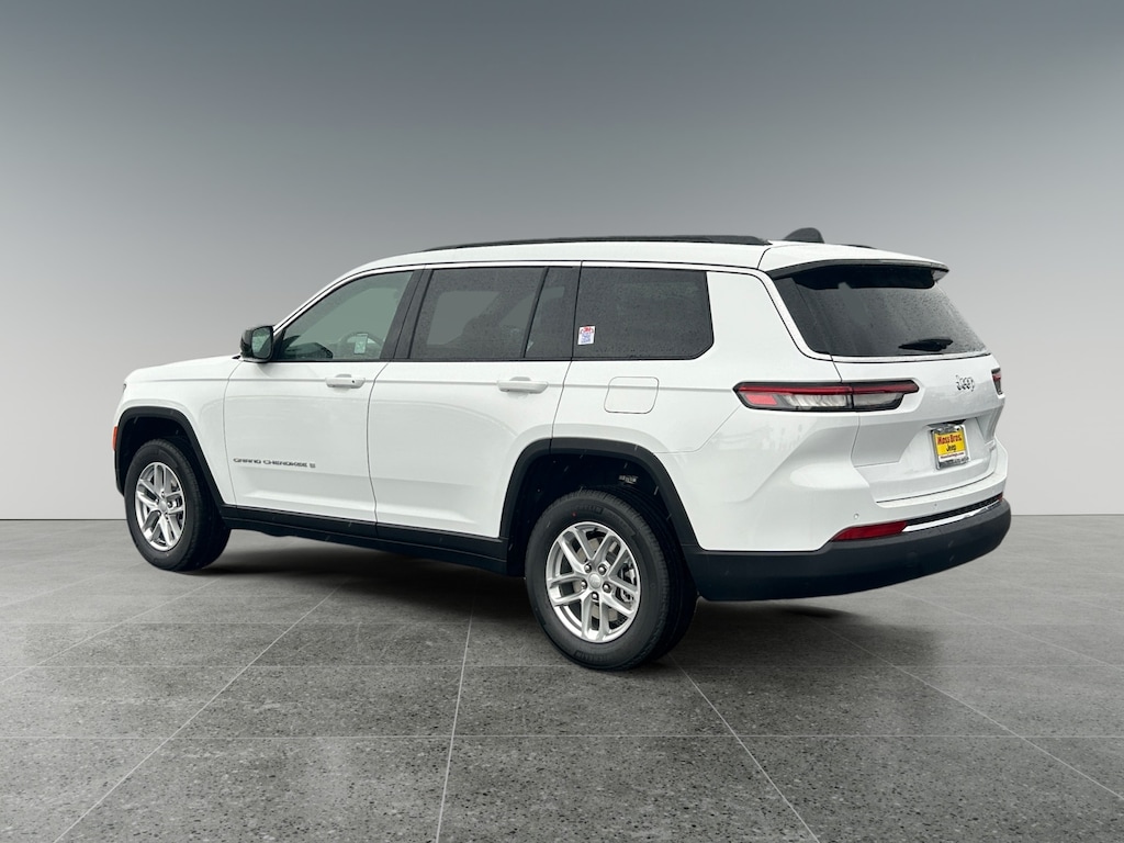 New 2025 Jeep Grand Cherokee L Laredo Sport Utility