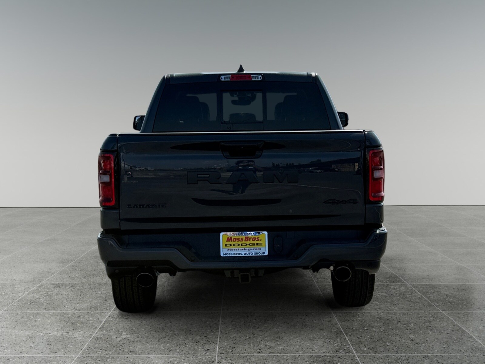 2025 Ram 1500 Laramie photo 3