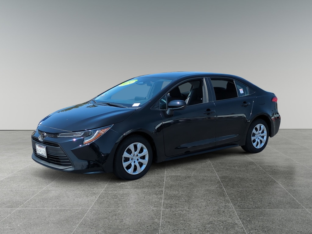 Used 2024 Toyota Corolla LE Sedan