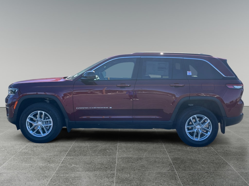 New 2026 Jeep Grand Cherokee Laredo Sport Utility