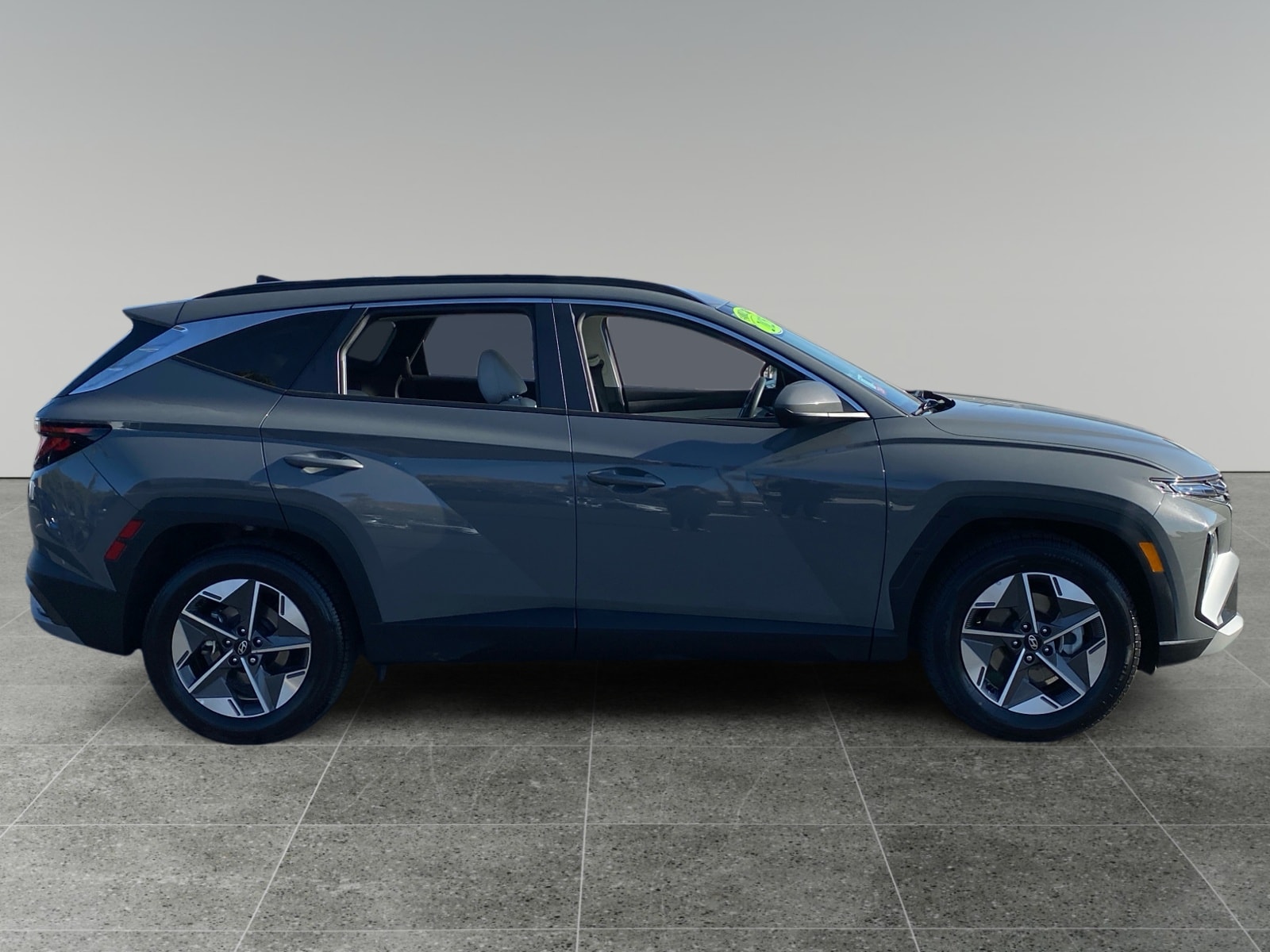 2025 Hyundai Tucson SEL photo 6