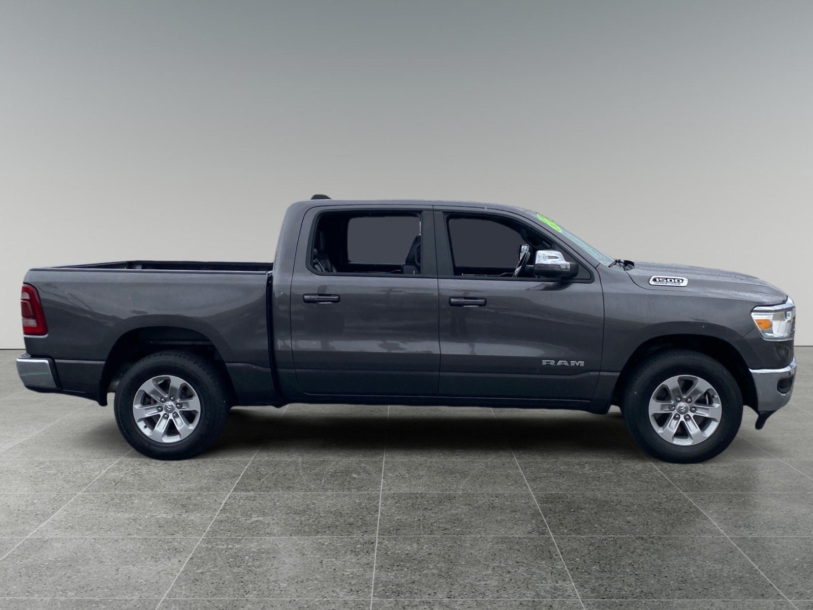 2023 Ram 1500 Laramie photo 6