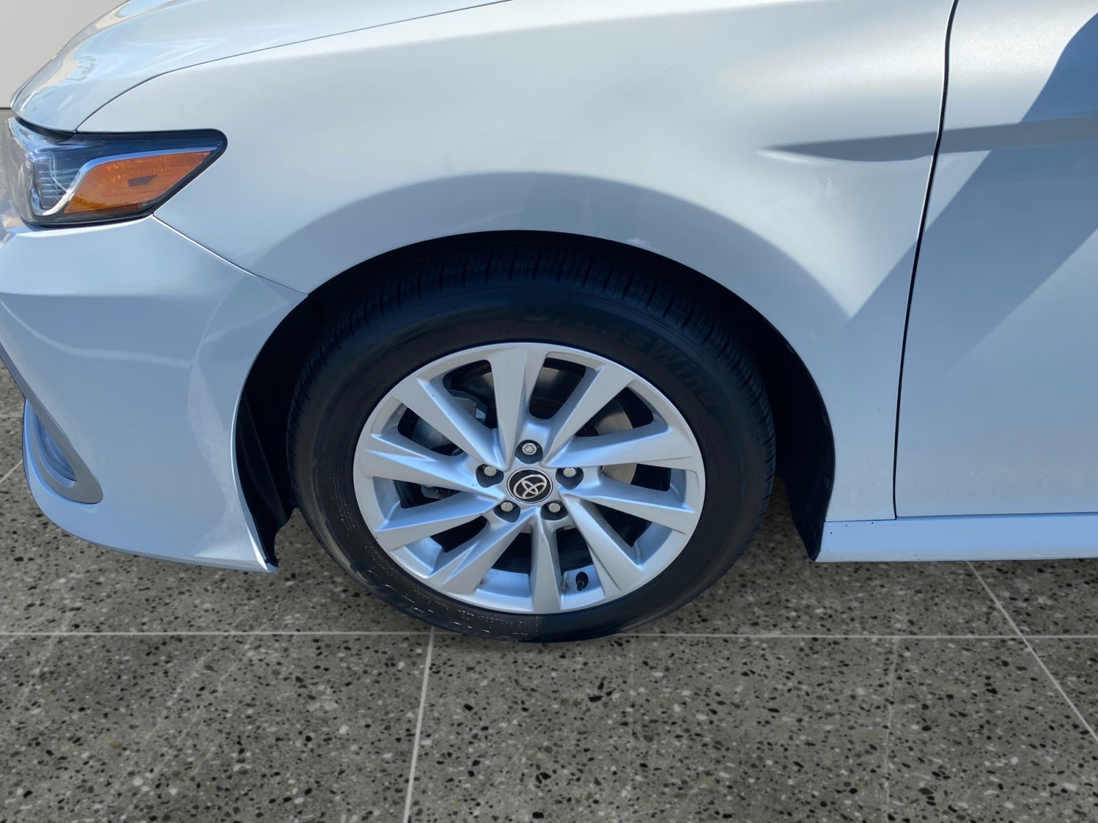 2022 Toyota Camry LE - Photo 14