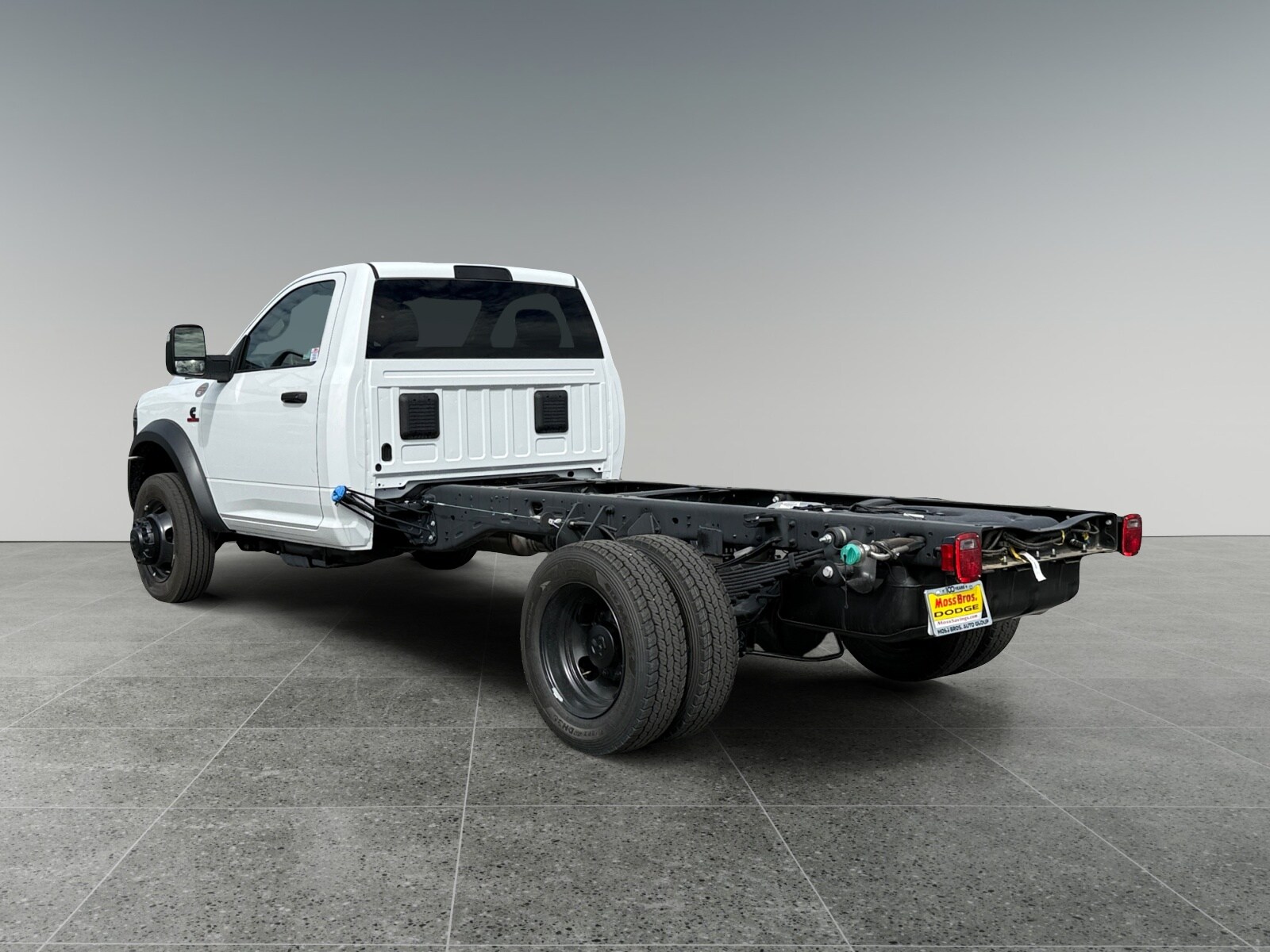 2025 Ram 5500 Tradesman photo 3
