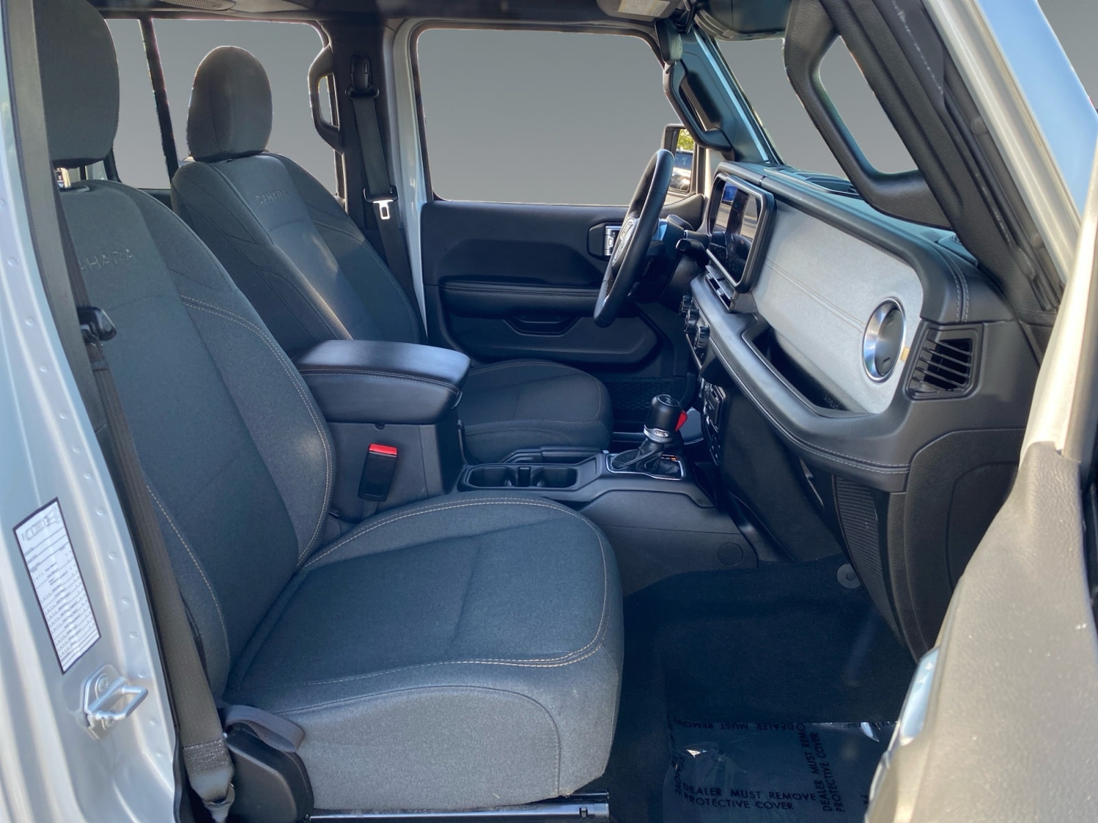 2024 Jeep Wrangler 4-Door Sahara - Photo 15