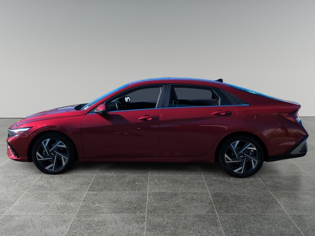 Used 2024 Hyundai Elantra Limited Sedan