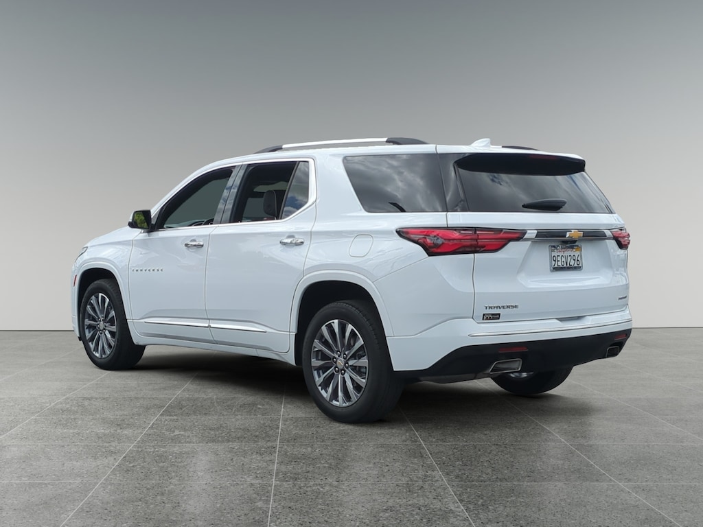 Used 2023 Chevrolet Traverse Premier SUV