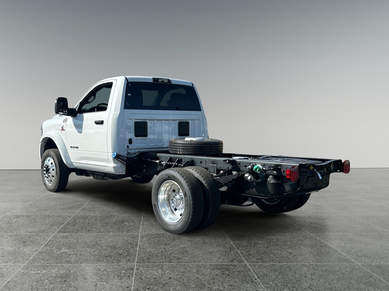 2025 Ram 5500 photo 3