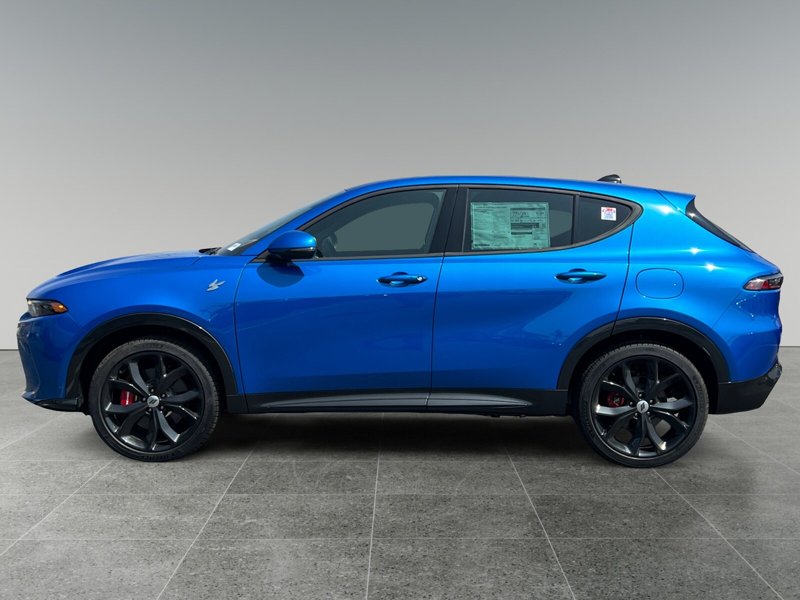 2024 Dodge Hornet R/T Plus photo 2