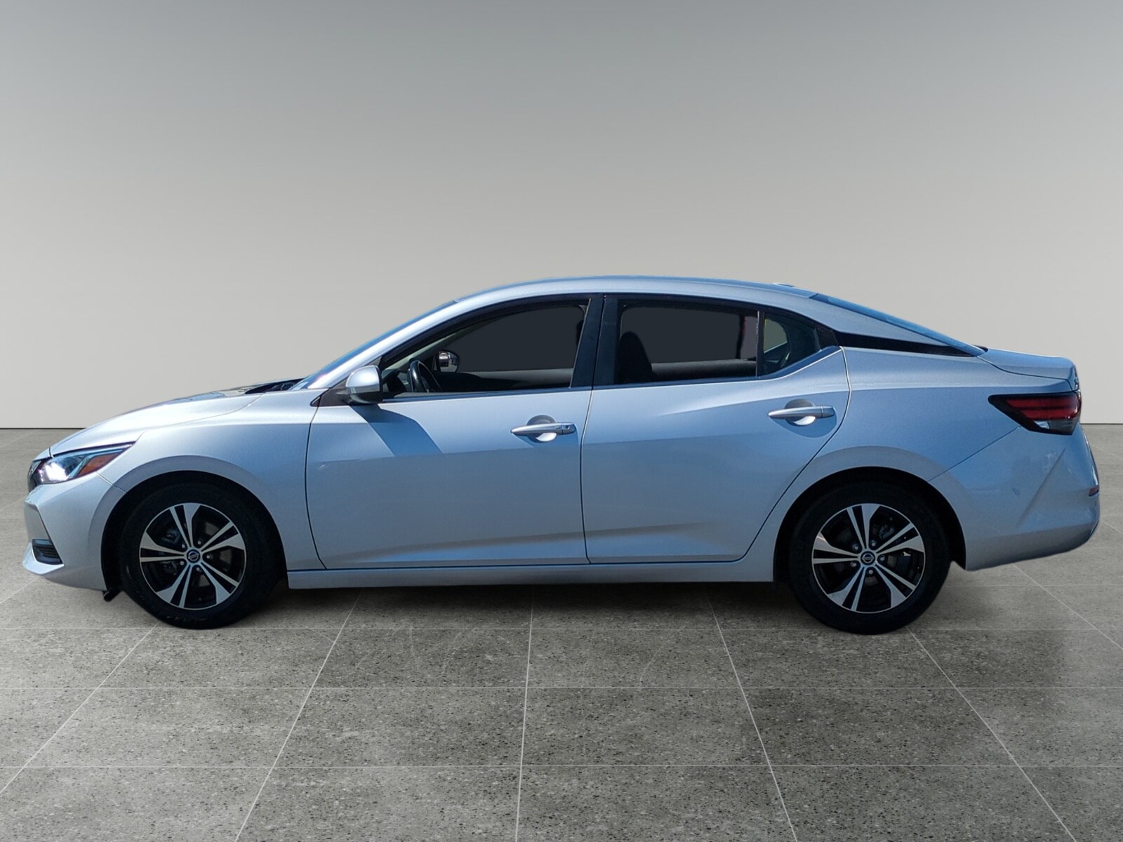 2021 Nissan Sentra SV photo 3