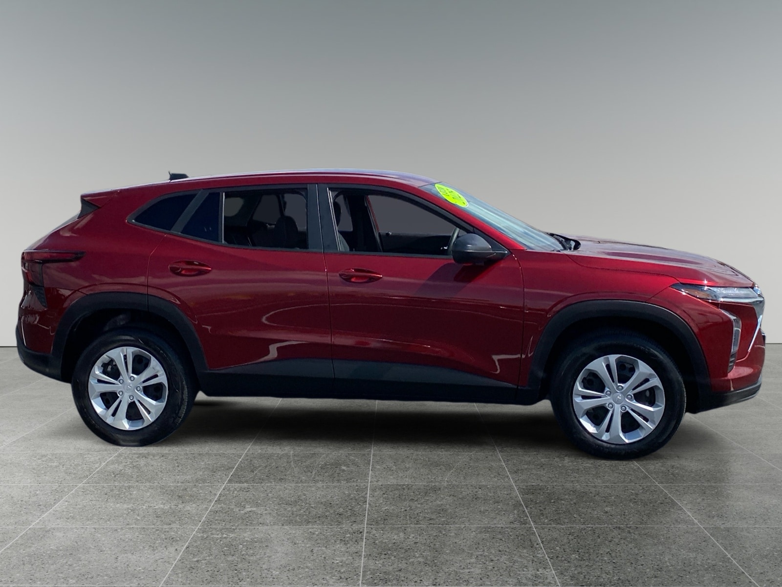 2025 Chevrolet Trax LS photo 6