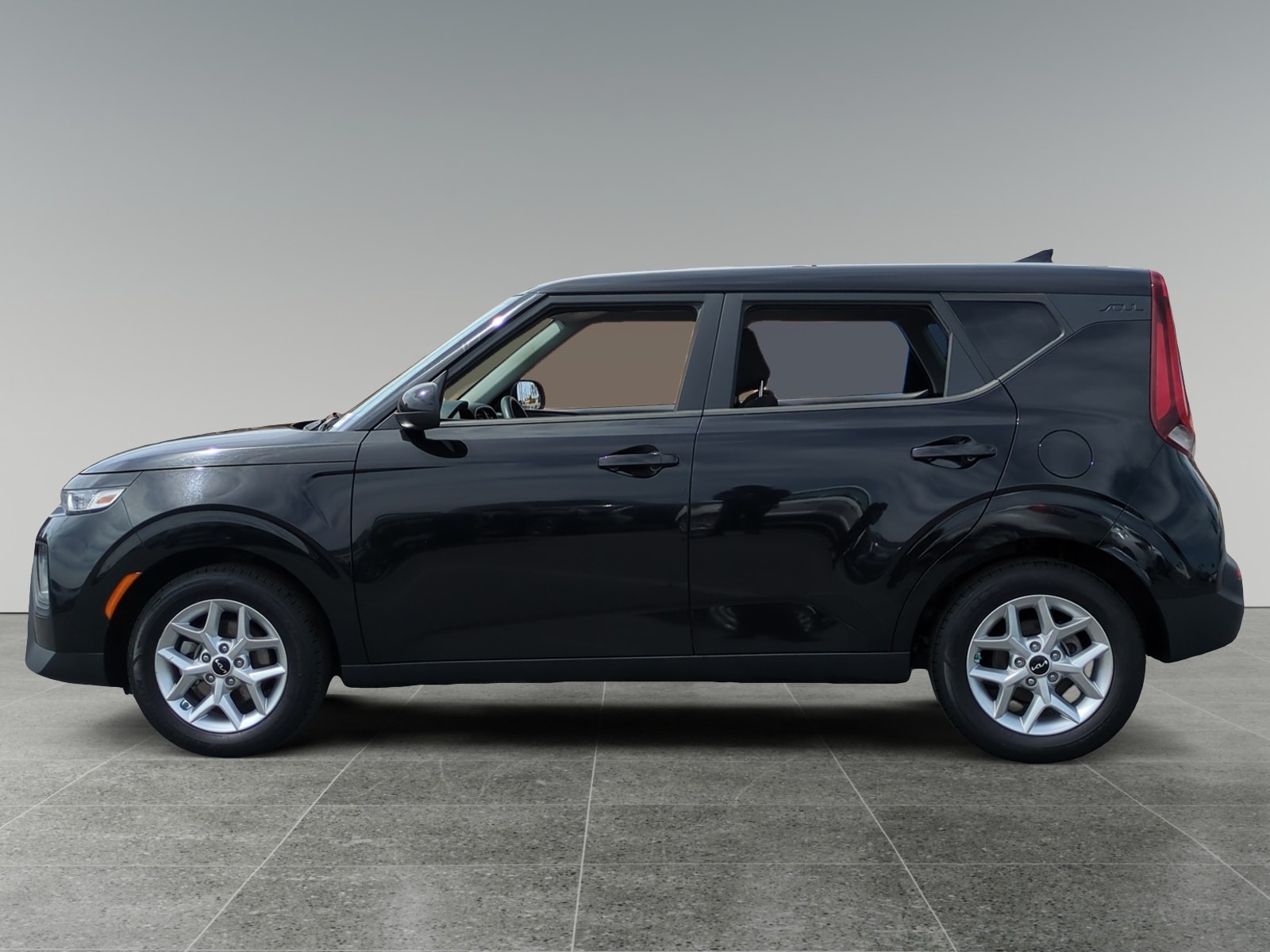 Used 2022 Kia Soul LX with VIN KNDJ23AU8N7177332 for sale in San Bernardino, CA