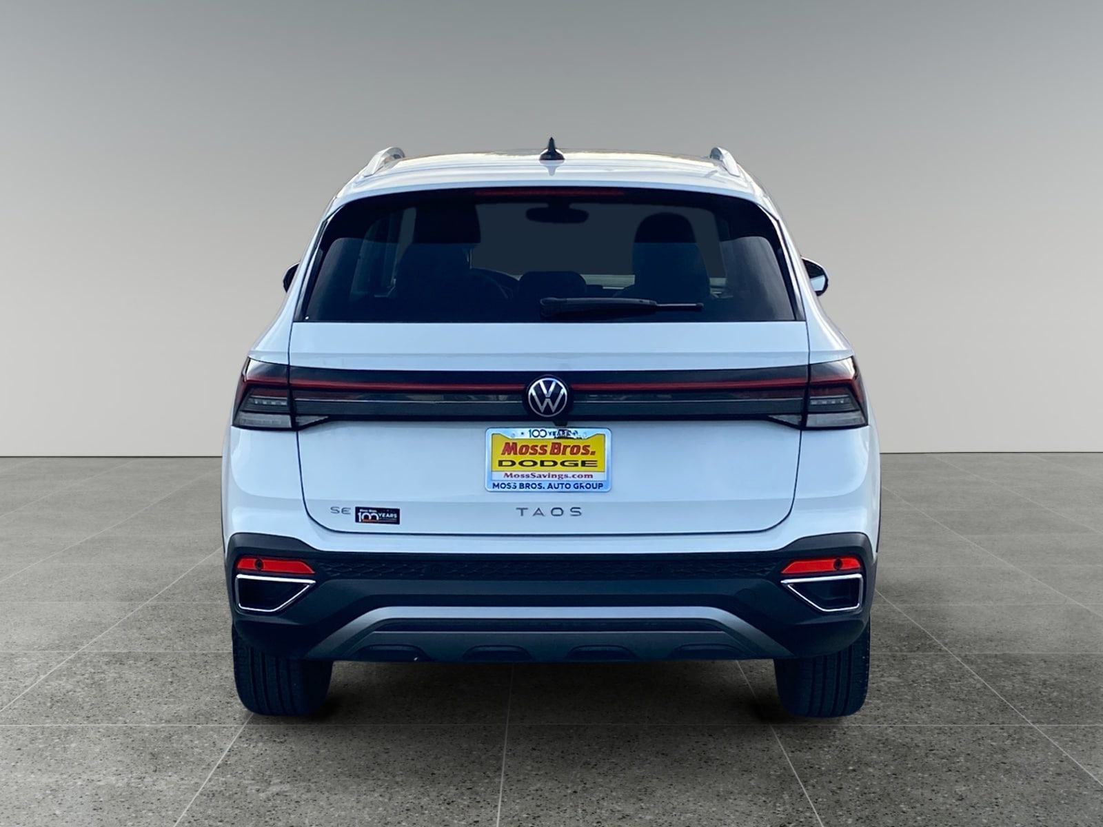 2025 Volkswagen Taos 1.5T SE photo 4