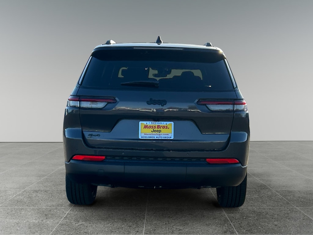 New 2025 Jeep Grand Cherokee L Laredo Sport Utility