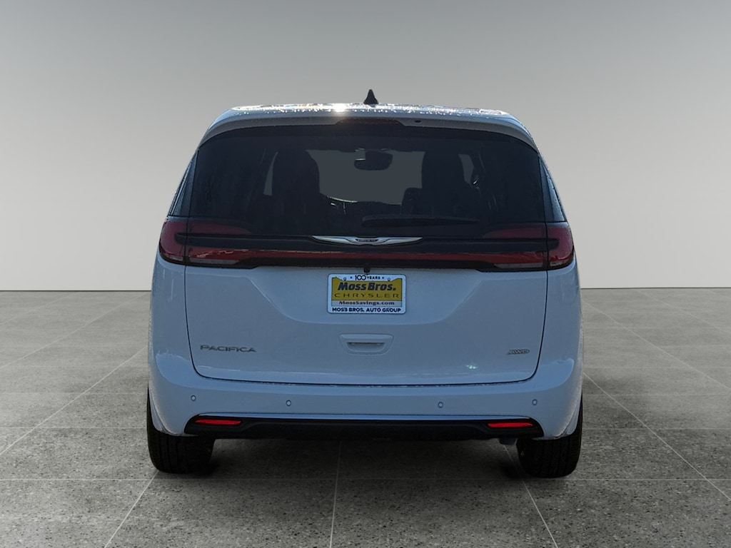 New 2026 Chrysler Pacifica Select Passenger Van
