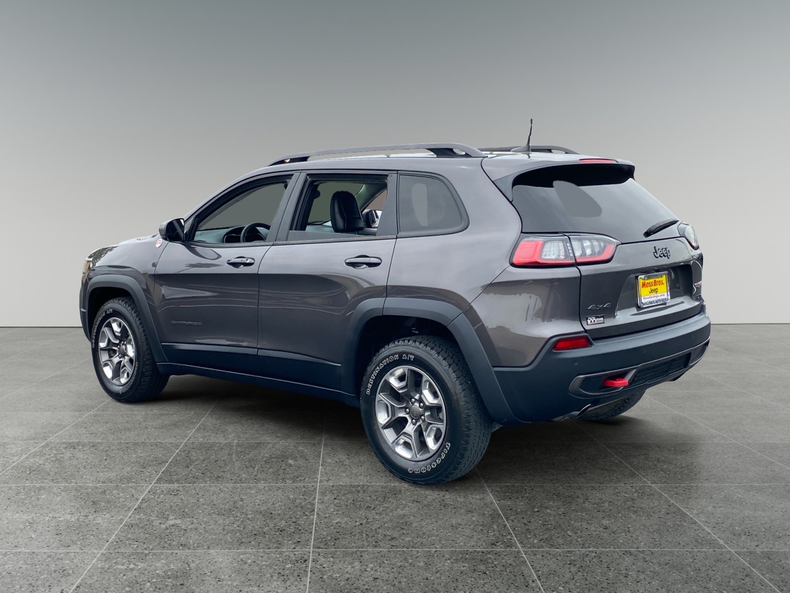 2019 Jeep Cherokee Trailhawk photo 3