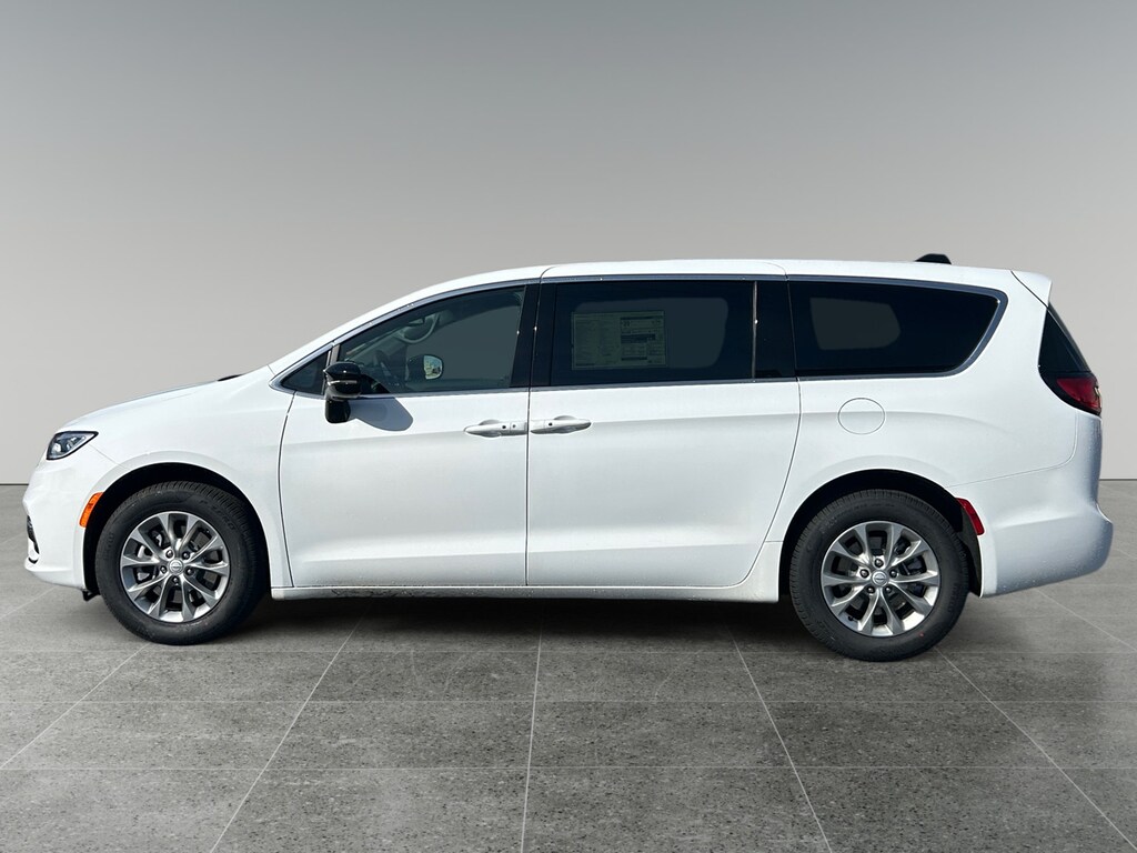 New 2026 Chrysler Pacifica Select Passenger Van