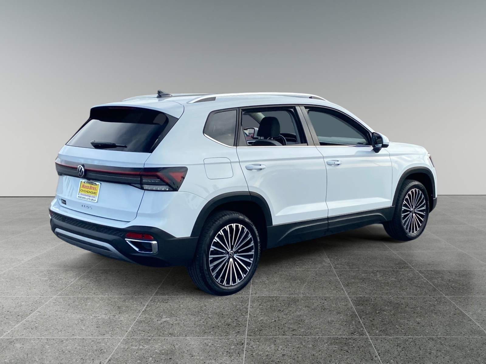 2025 Volkswagen Taos 1.5T SE photo 5