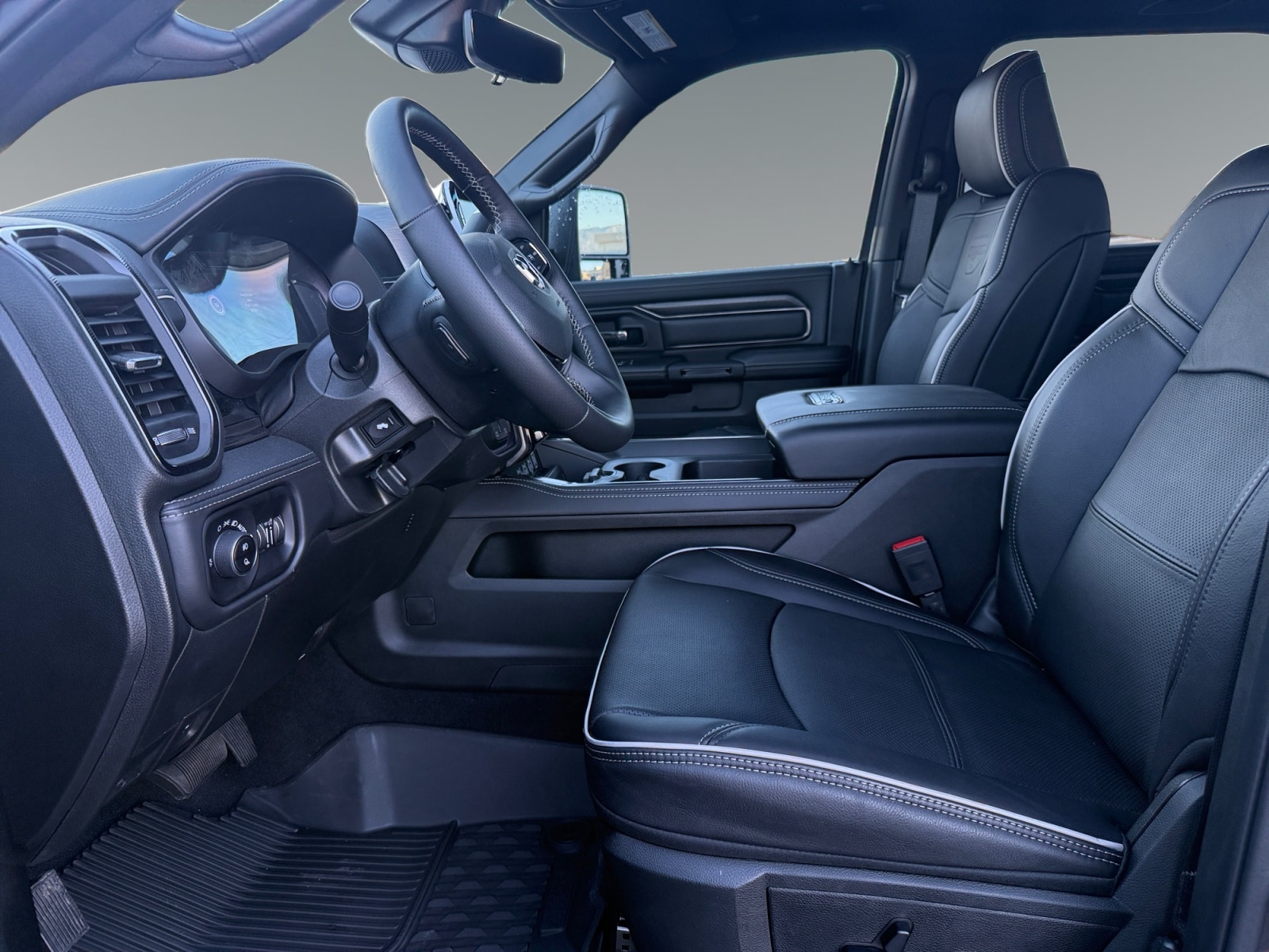 2026 RAM 2500 Rebel - Photo 9