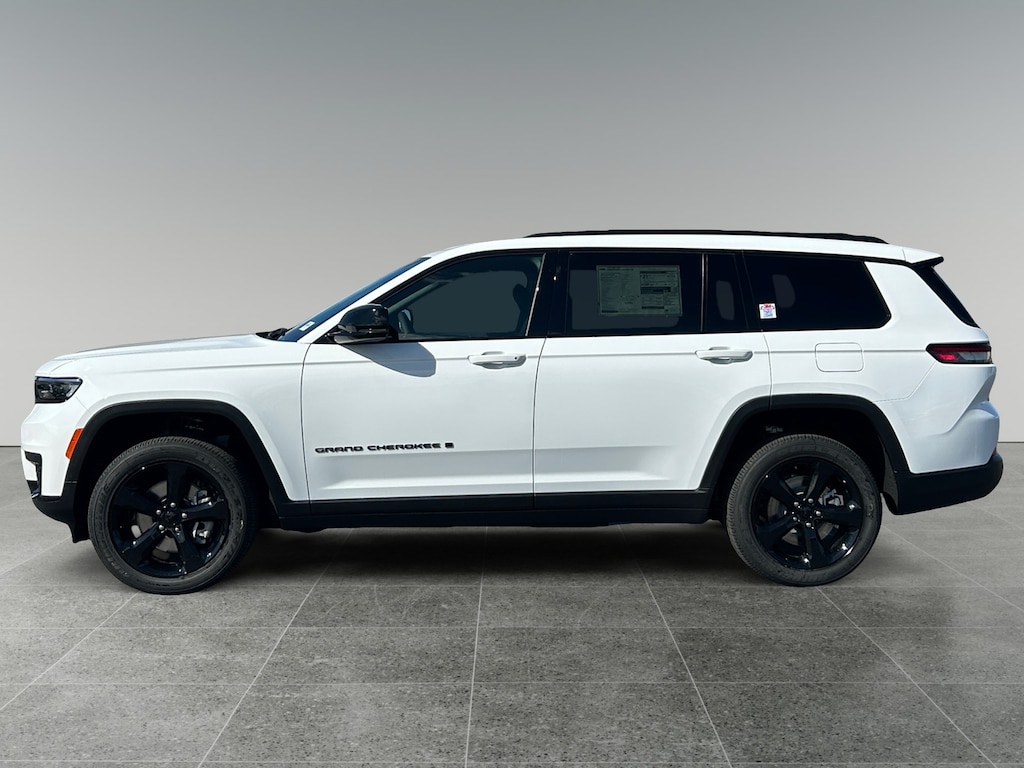 New 2025 Jeep Grand Cherokee L Laredo Sport Utility