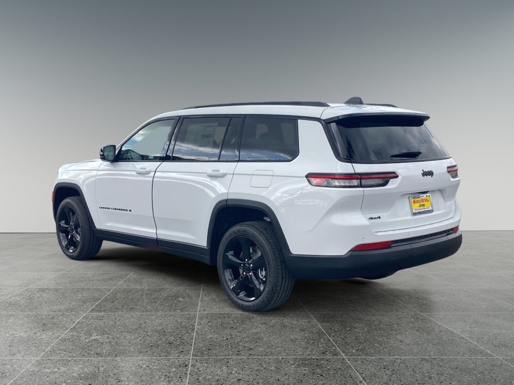 New 2025 Jeep Grand Cherokee L Laredo Sport Utility