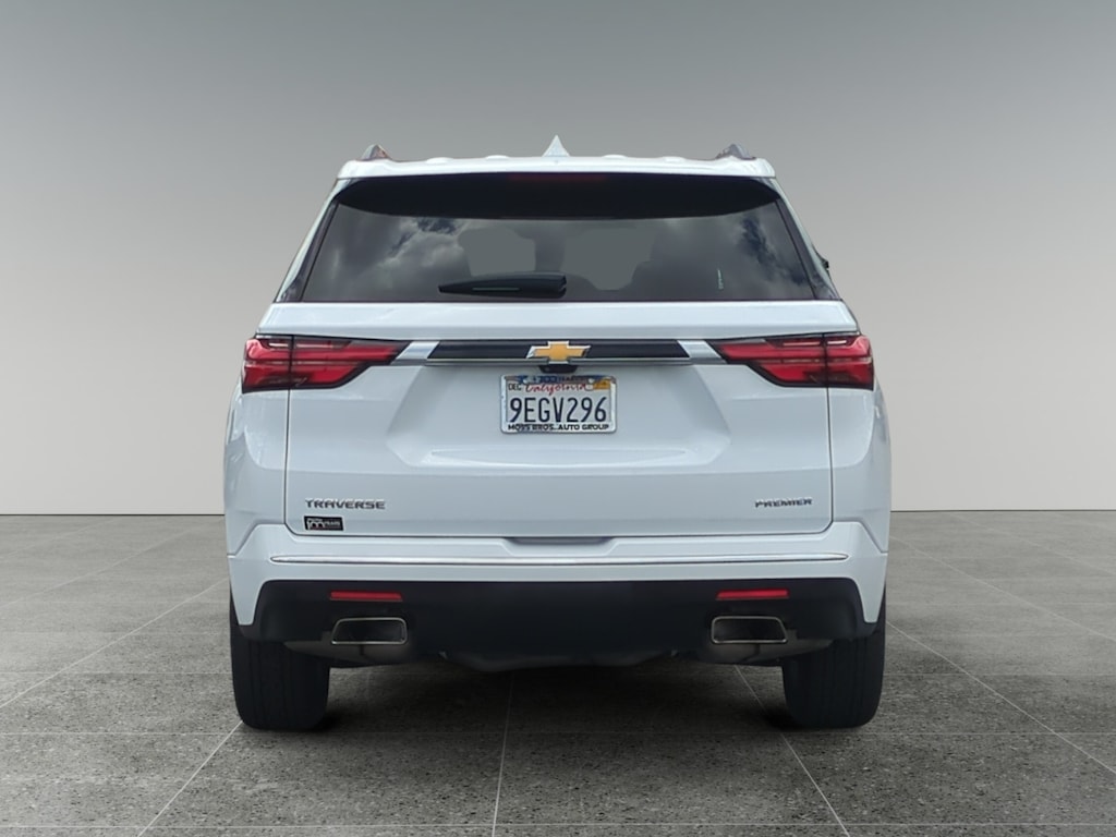 Used 2023 Chevrolet Traverse Premier SUV