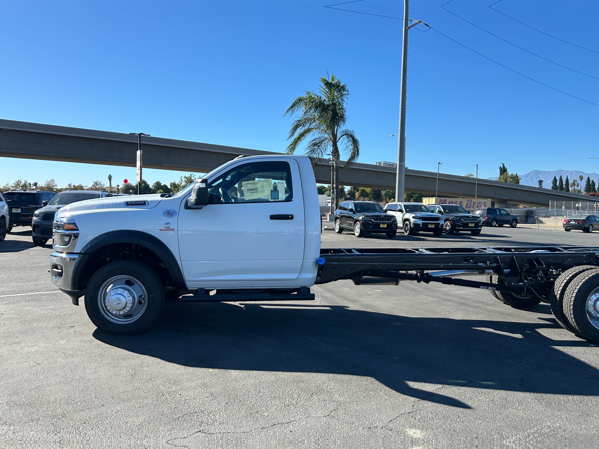 2026 Ram 5500 Tradesman photo 2