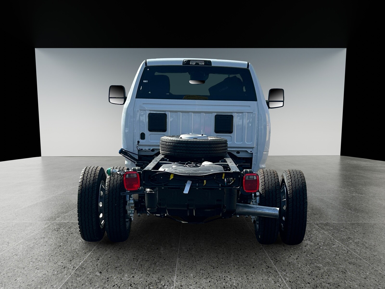 2025 Ram 5500 photo 4