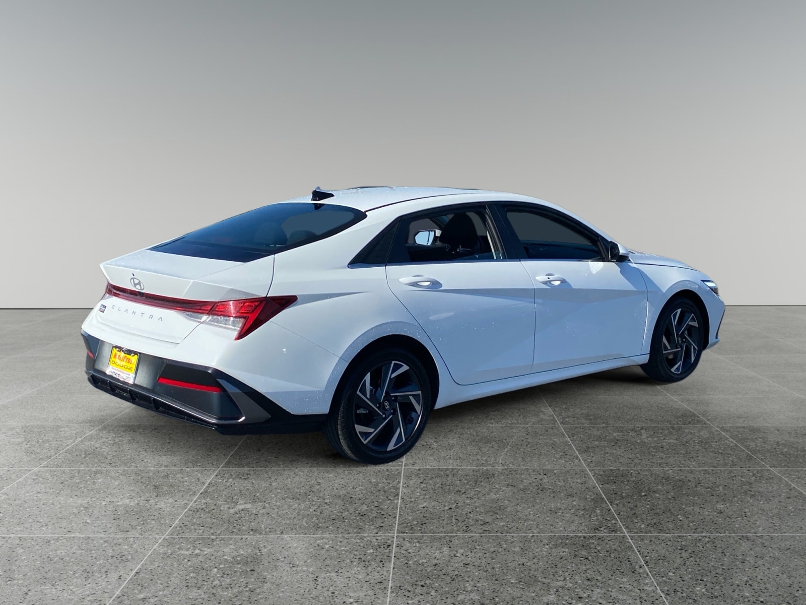 2025 Hyundai Elantra SEL Convenience photo 5