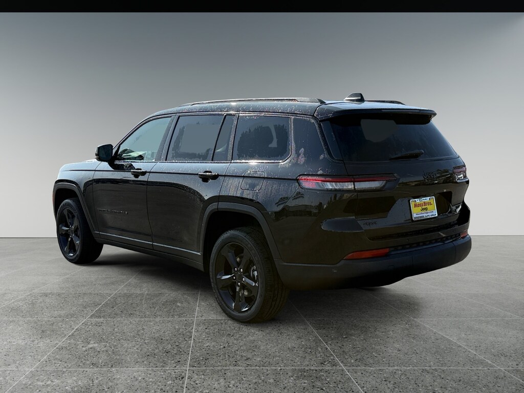 New 2025 Jeep Grand Cherokee L Laredo Sport Utility