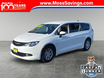 2023 Chrysler Voyager LX Van Passenger Van