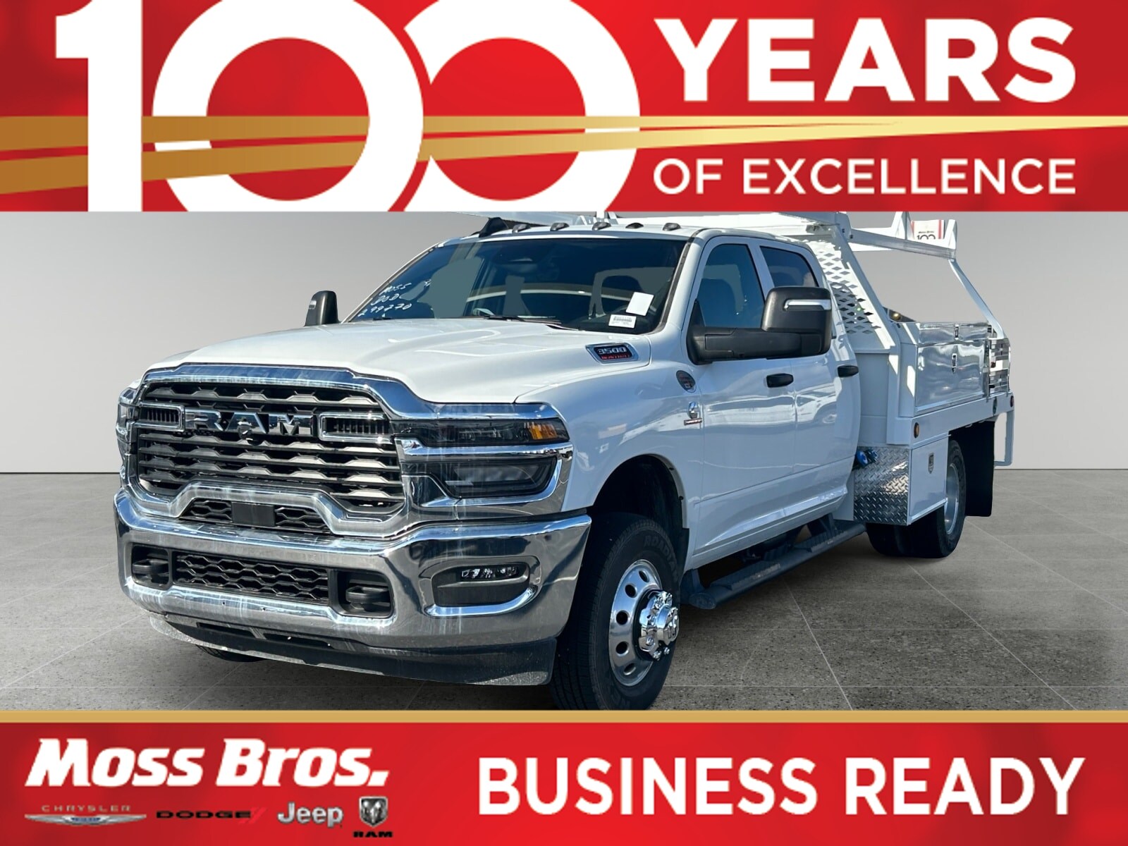 Bright White 2025 RAM 3500 Chassis Big Horn Crew Cab LB DRW 4WD Pickup Truck Four-Wheel Drive 8-Speed Automatic