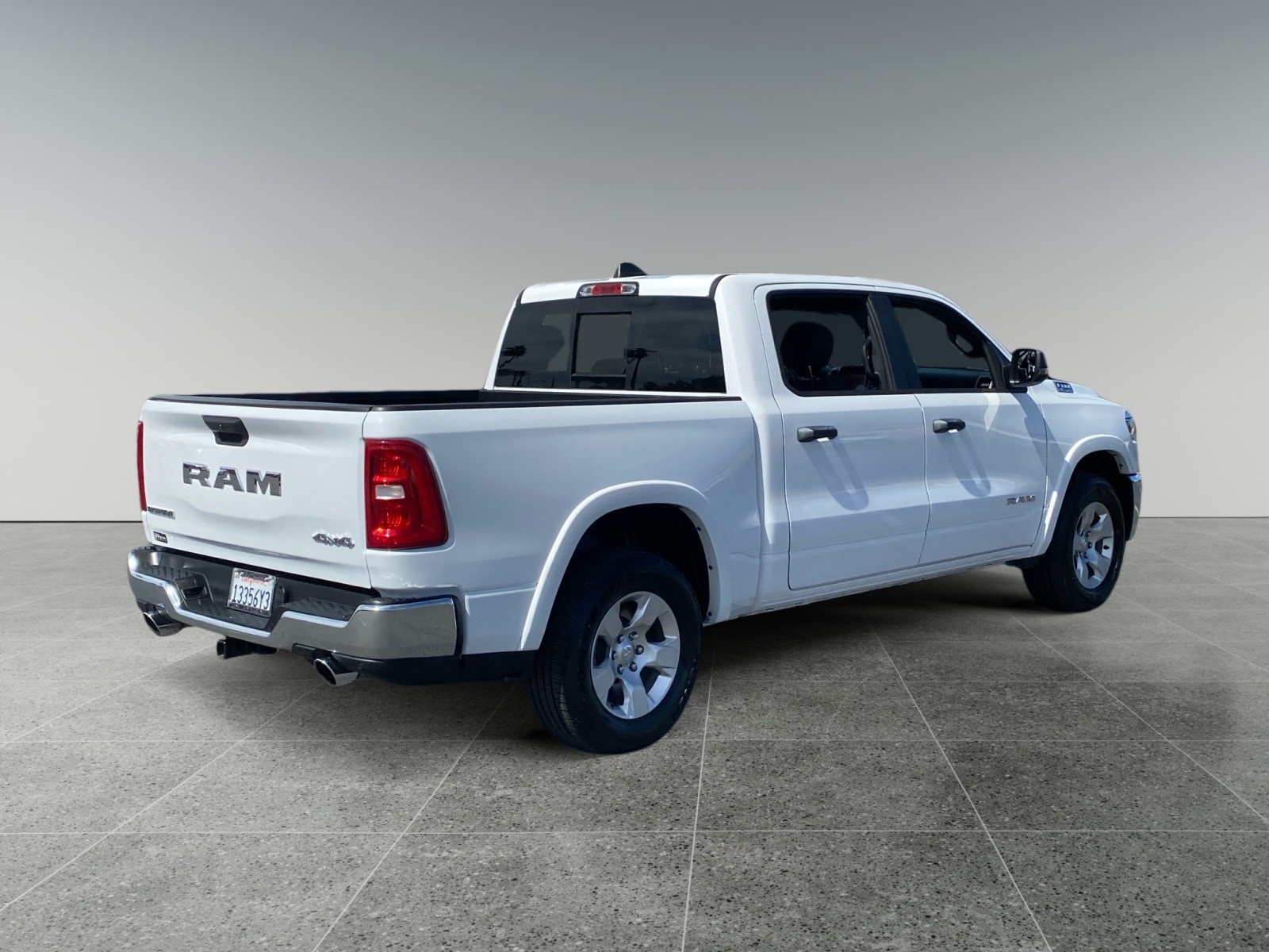 2025 Ram 1500 Big Horn/Lone Star photo 5