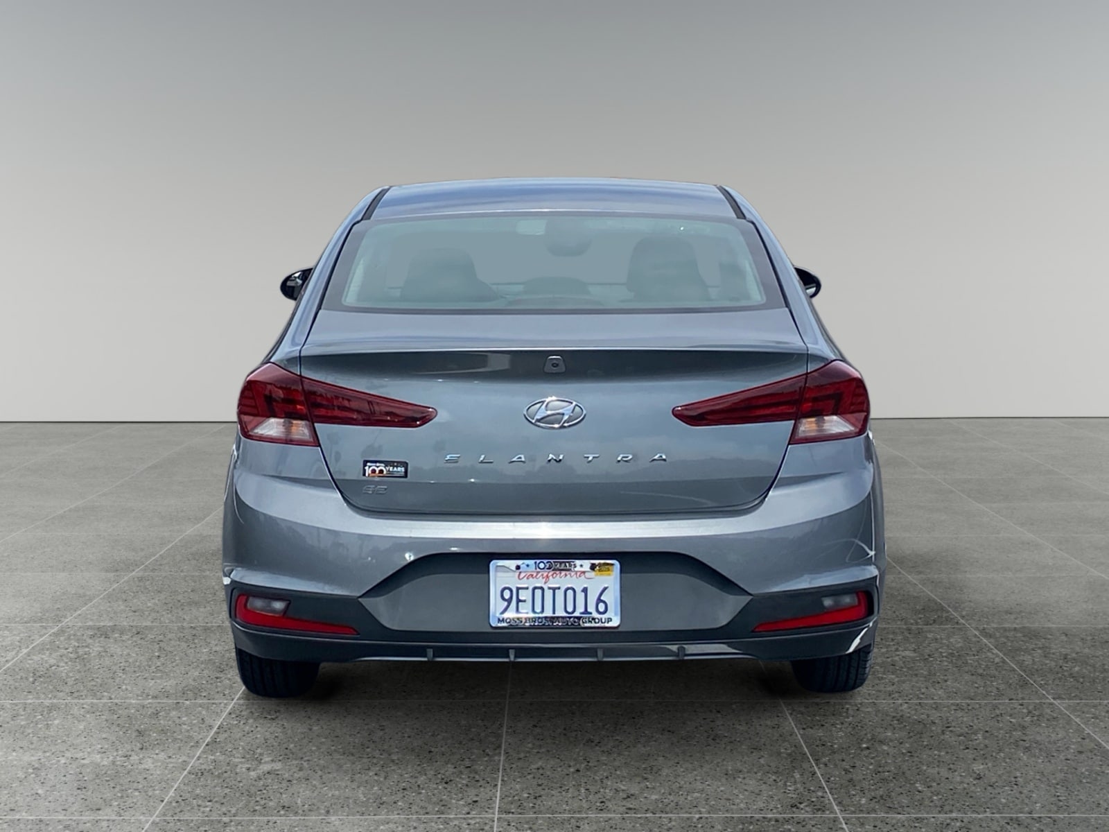 2019 Hyundai Elantra SE photo 4