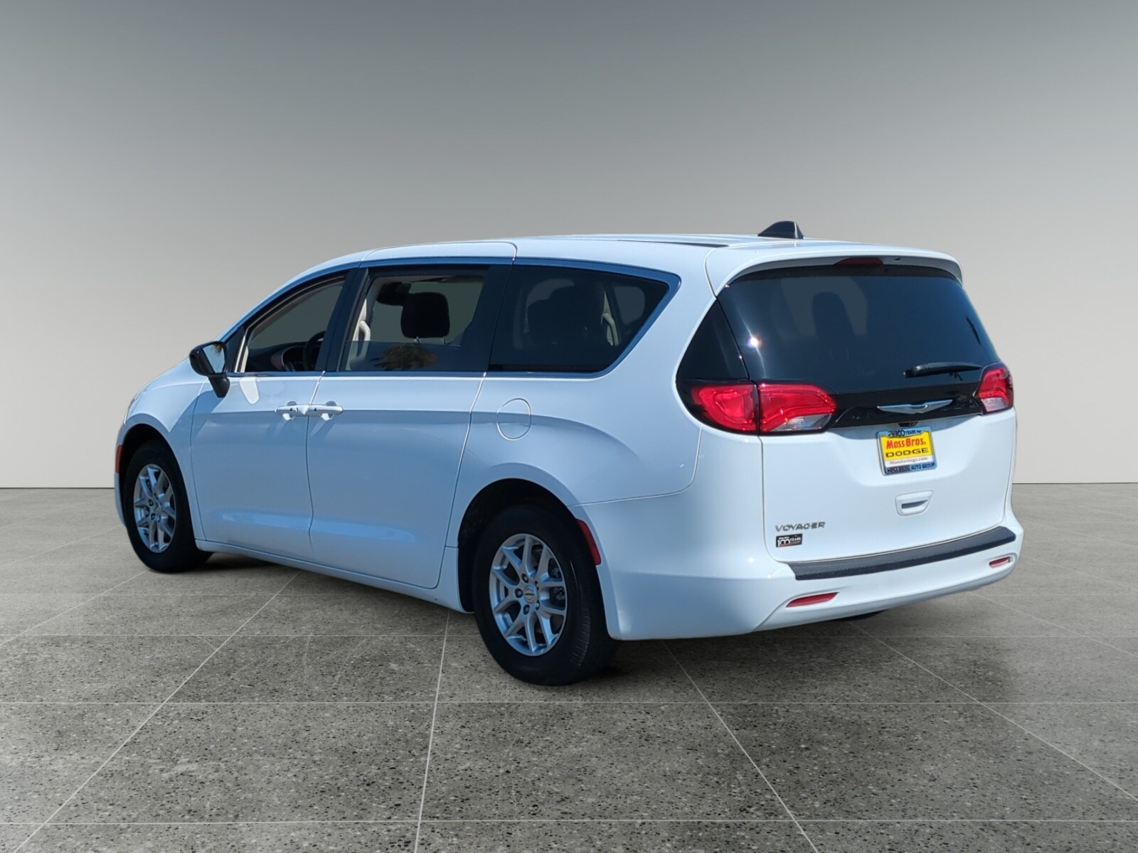 2024 Chrysler Voyager LX photo 3