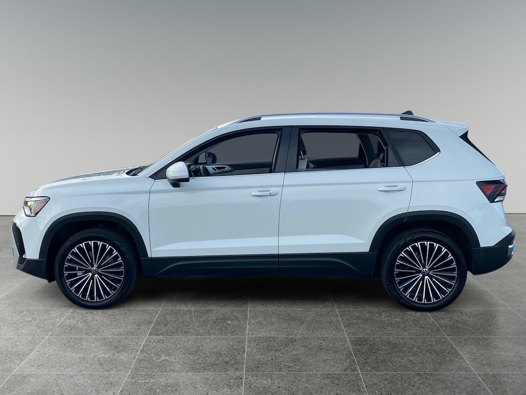 Used 2025 Volkswagen Taos 1.5T SE SUV