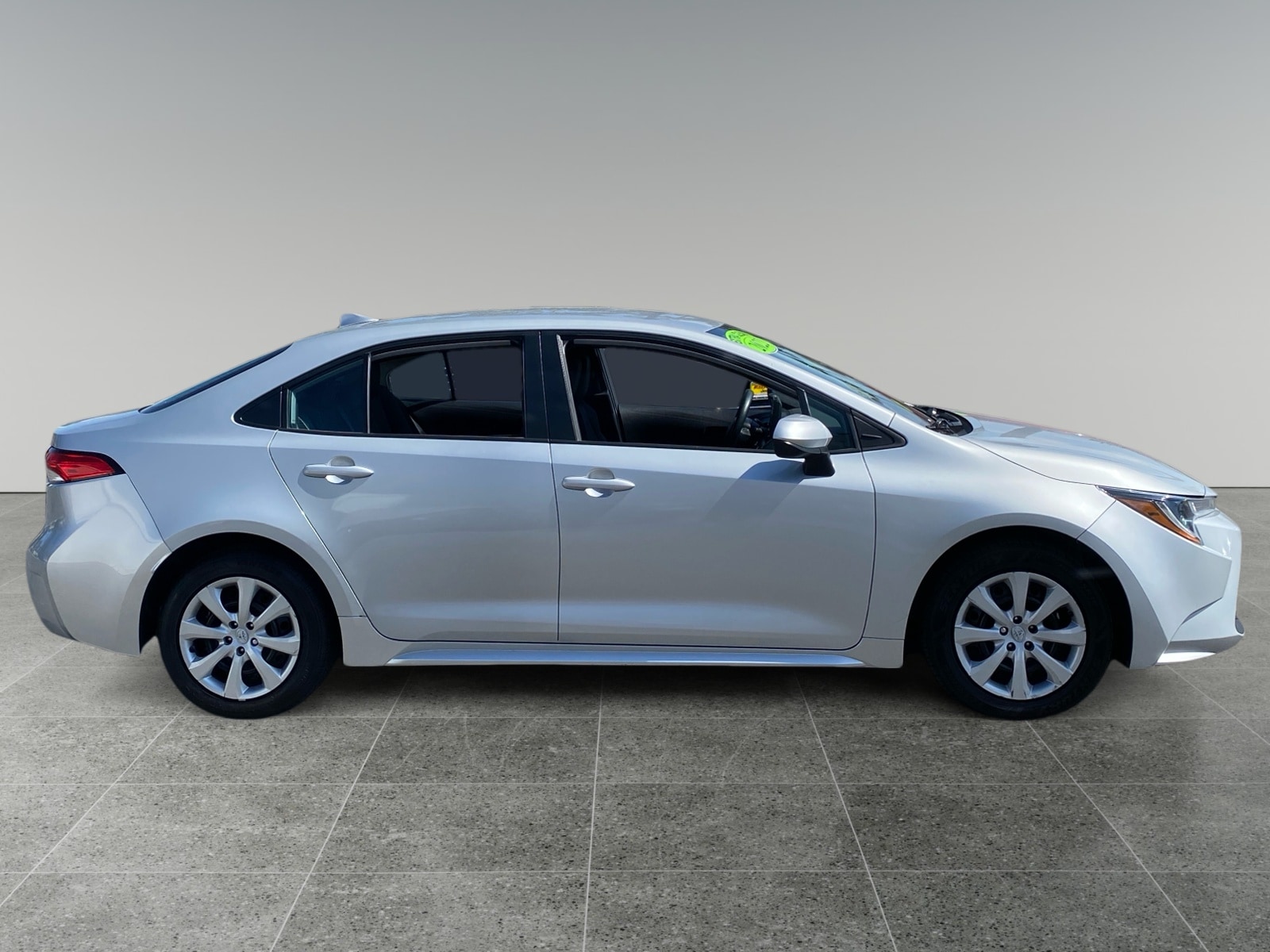 2022 Toyota Corolla LE photo 6