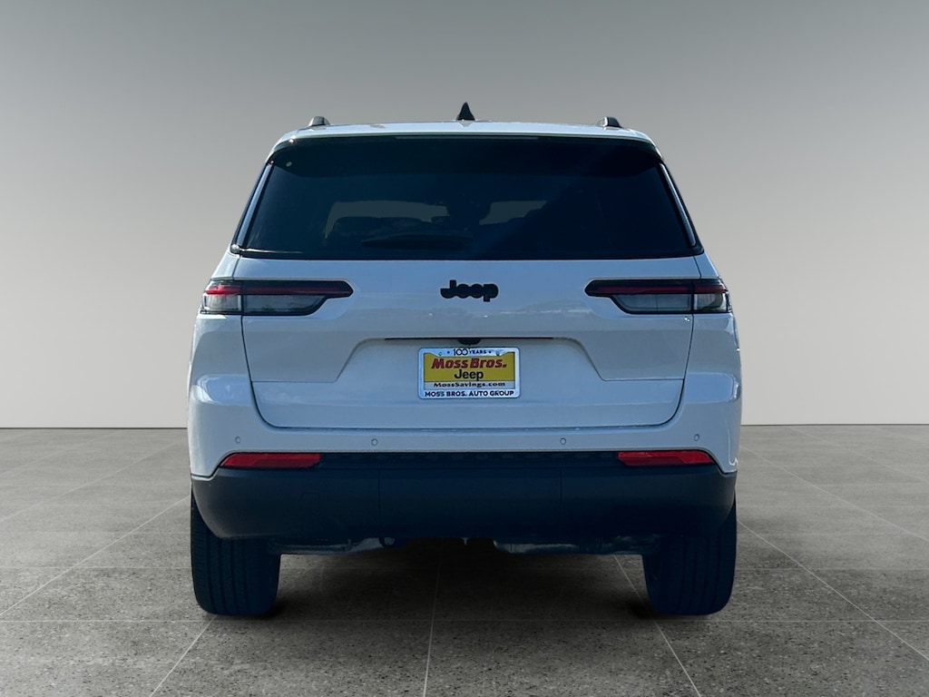 New 2025 Jeep Grand Cherokee L Laredo Sport Utility