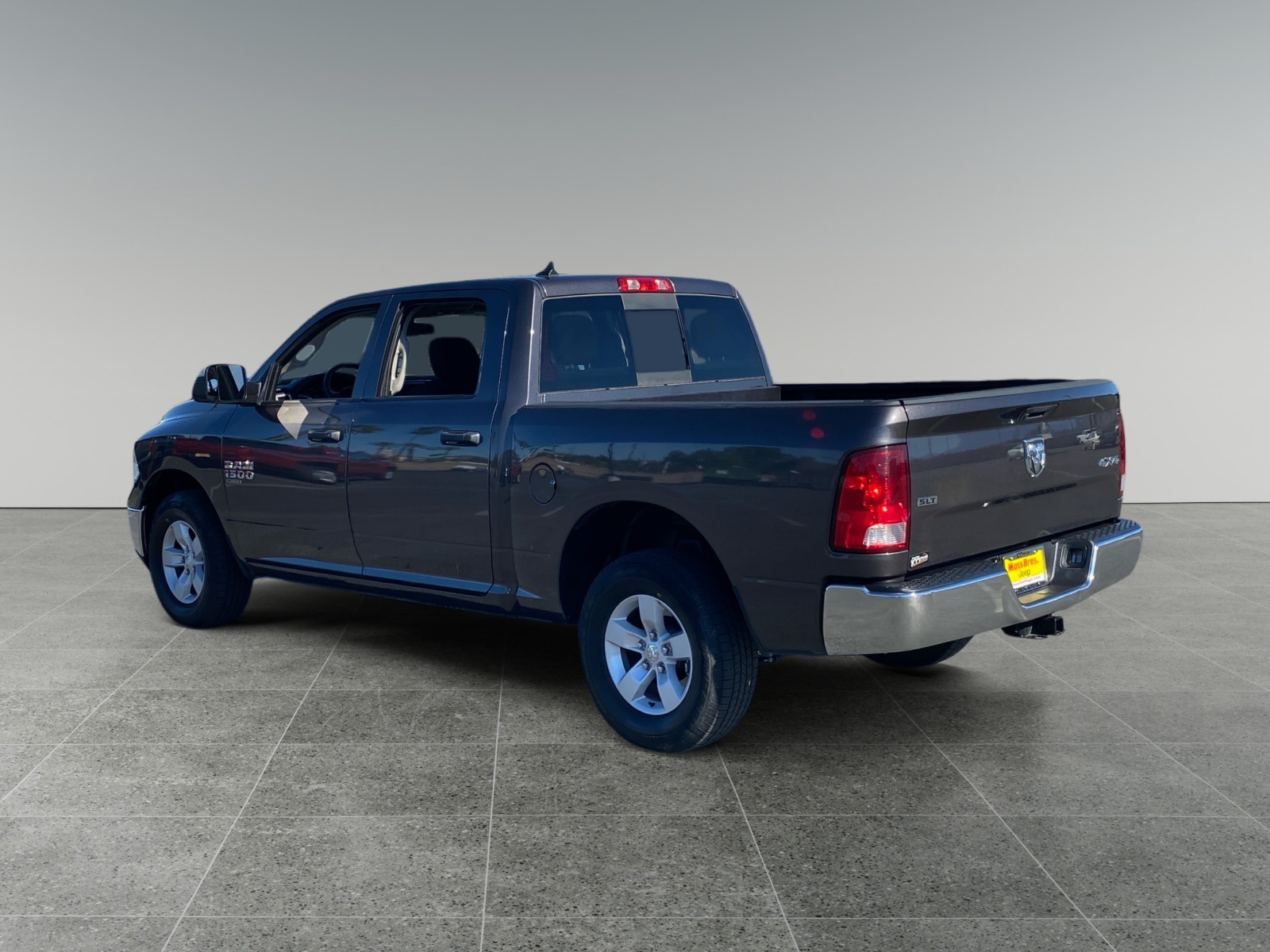 2023 Ram 1500 Classic SLT photo 3